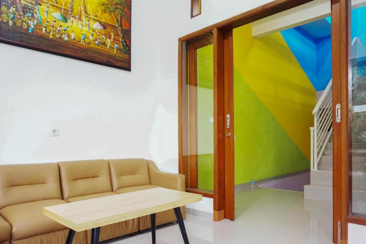 Reddoorz @ Jalan Danau Limboto Otel Malang Dış mekan fotoğraf